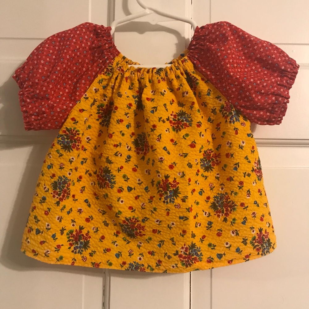 Peasant on/off shoulder top.